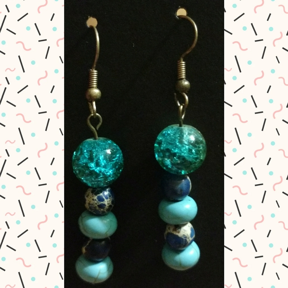 Pretty Earrings - Turquoise Glass 💙